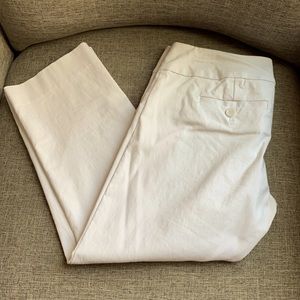 The Limited Exact Stretch Capri Pants